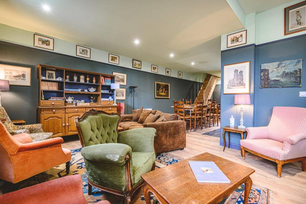 Suite Grand Siecle Ch - Reims Centre Ville Luaran gambar